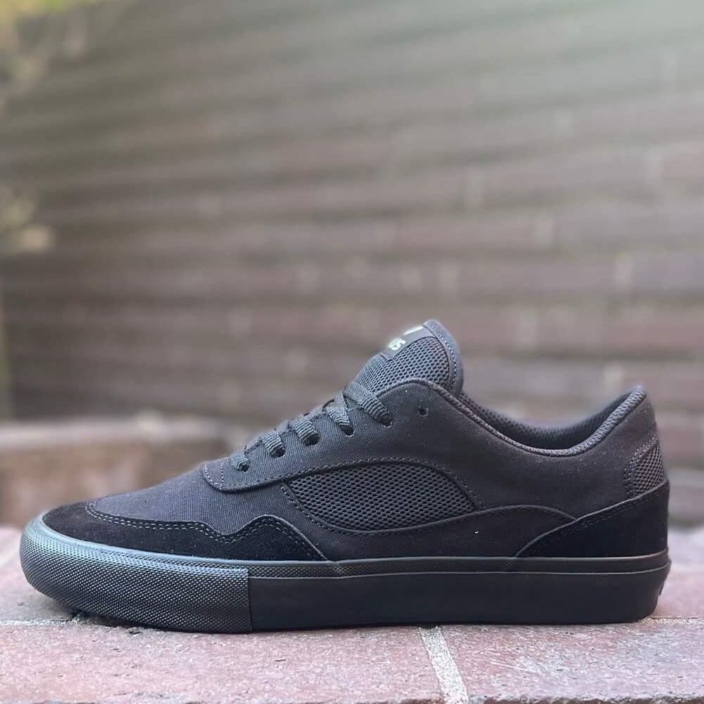 Opus Standard Low - Black/Black